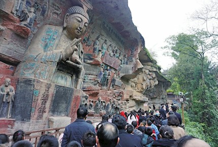 大足石刻寶頂山景區(qū)人氣爆棚
