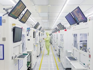 雙橋經(jīng)開區(qū)上半年完成全年的招商引資任務(wù)