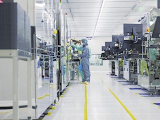 盛泰光電生產(chǎn)車間